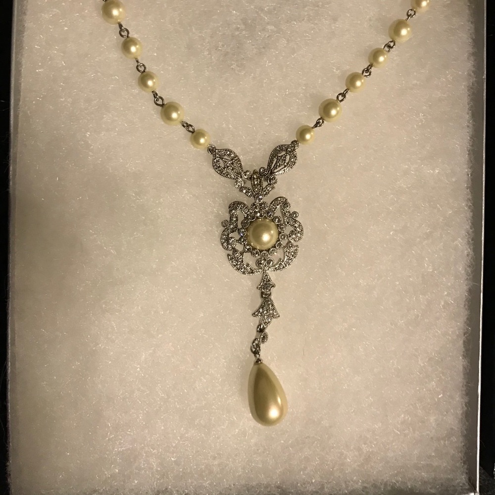 Pearl necklace